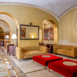 Romance Travel 2020: Empire Palace Hotel