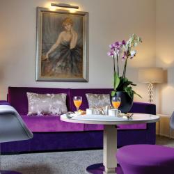 Romance Travel 2020: La Villa Maillot Arc de Triomphe